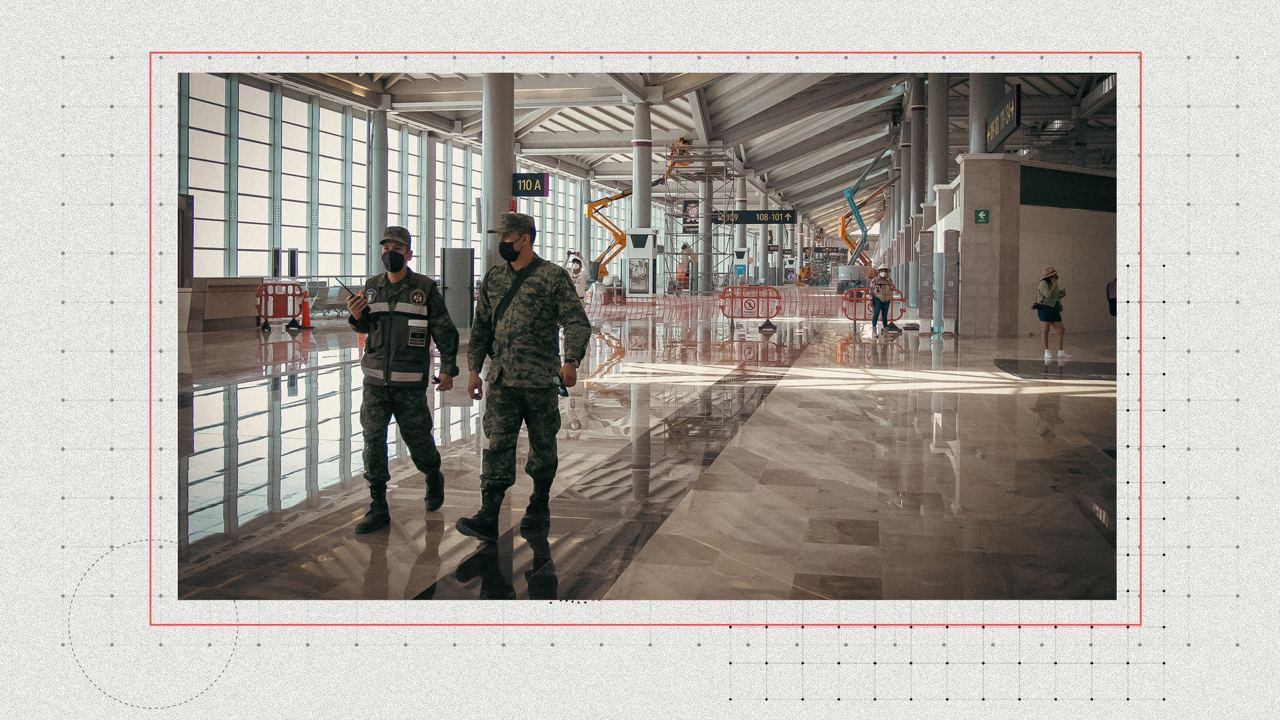 El aeropuerto del ‘dedazo’ militar
